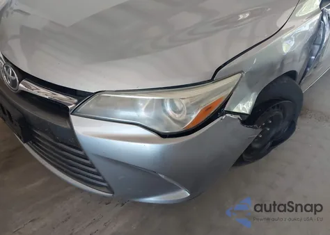 2015 Toyota Camry Le из США, поврежденный, VIN 4T1BF1FK2FU084812